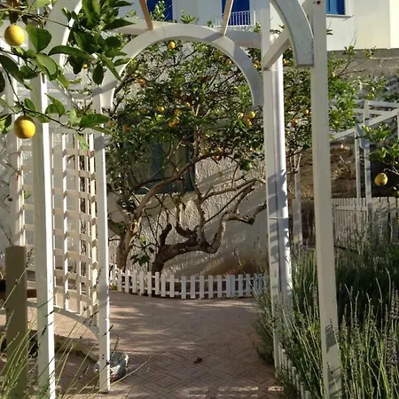 La Casa Del Limoneto Alojamento de Acomodação e Pequeno-almoço