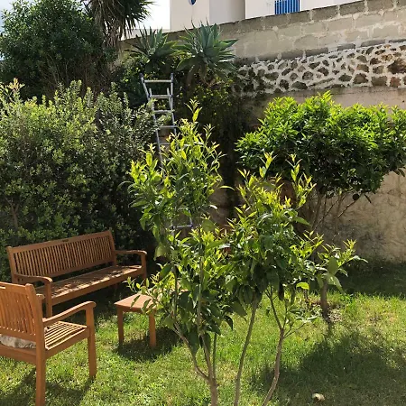 La Casa Del Limoneto Alojamento de Acomodação e Pequeno-almoço 4*